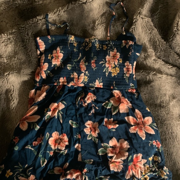 Floral romper - Picture 3 of 3